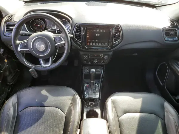 3C4NJCCB6JT488375 2018 JEEP COMPASS - Image 8