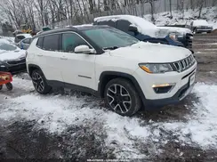 3C4NJCCB6KT654959 2019 JEEP COMPASS