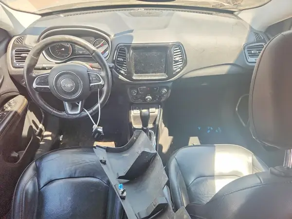 3C4NJCCB6KT675651 2019 JEEP COMPASS - Image 8