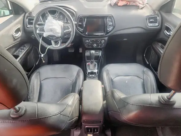 3C4NJCCB6KT749179 2019 JEEP COMPASS - Image 8