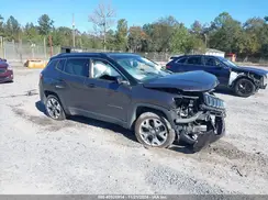 3C4NJCCB6KT782148 2019 JEEP COMPASS