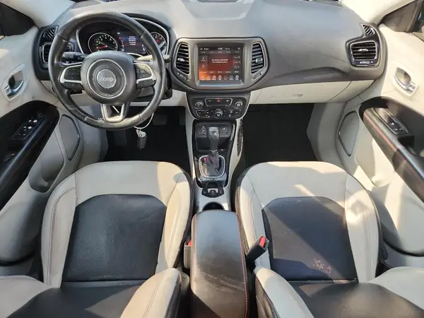 3C4NJCCB6LT158285 2020 JEEP COMPASS - Image 8