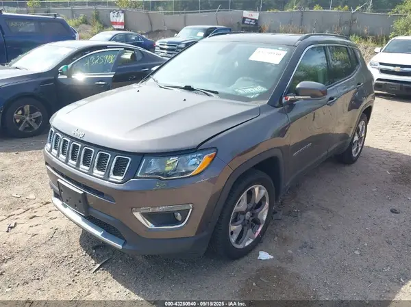 3C4NJCCB6LT187740 2020 JEEP COMPASS - Image 2