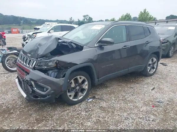 3C4NJCCB6MT567260 2021 JEEP COMPASS - Image 2