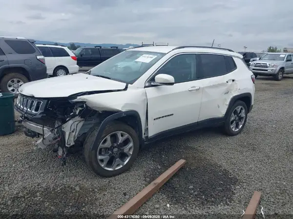 3C4NJCCB6MT573446 2021 JEEP COMPASS - Image 2