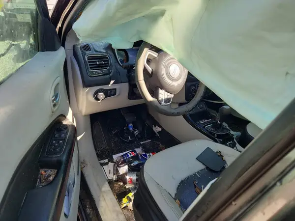 3C4NJCCB7JT122134 2018 JEEP COMPASS - Image 8