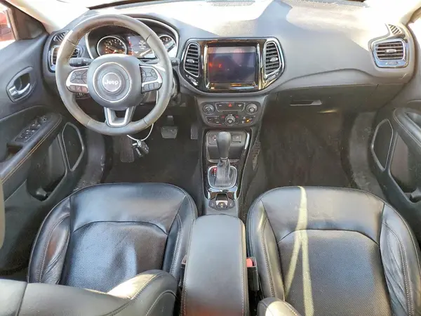 3C4NJCCB7JT318879 2018 JEEP COMPASS - Image 8