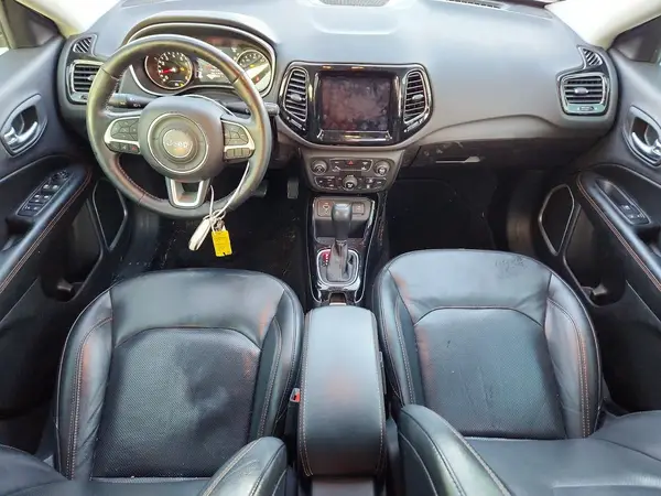 3C4NJCCB7JT357892 2018 JEEP COMPASS - Image 8