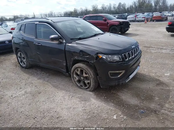 3C4NJCCB7JT489664 2018 JEEP COMPASS - Image 1