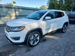 3C4NJCCB7KT662584 2019 JEEP COMPASS
