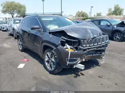 3C4NJCCB7KT748901 2019 JEEP COMPASS