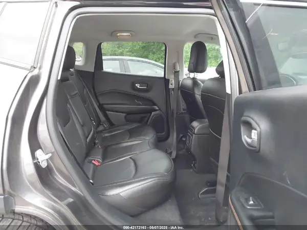 3C4NJCCB7KT777783 2019 JEEP COMPASS - Image 8