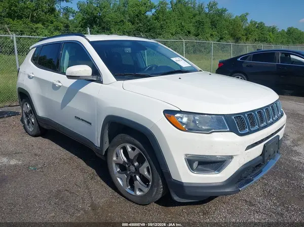 3C4NJCCB7KT788590 2019 JEEP COMPASS - Image 1