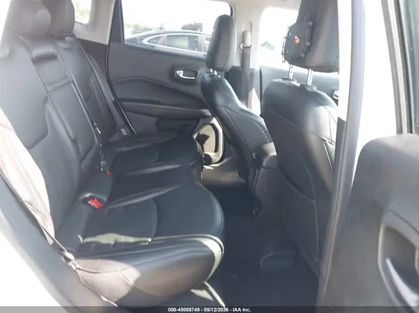 3C4NJCCB7KT788590 2019 JEEP COMPASS - Image 8