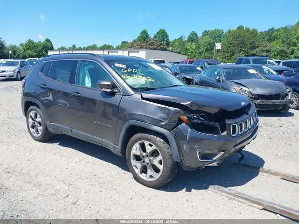 3C4NJCCB7LT114702 2020 JEEP COMPASS - Image 1