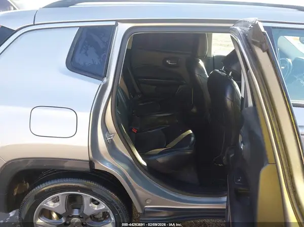 3C4NJCCB7LT114845 2020 JEEP COMPASS - Image 8