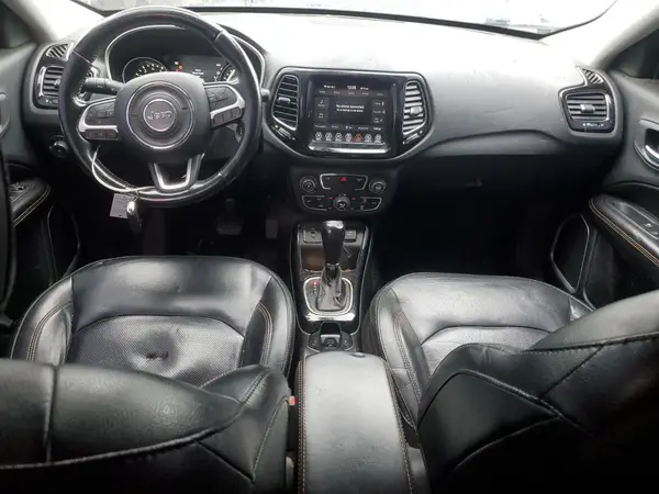 3C4NJCCB7LT123318 2020 JEEP COMPASS - Image 8