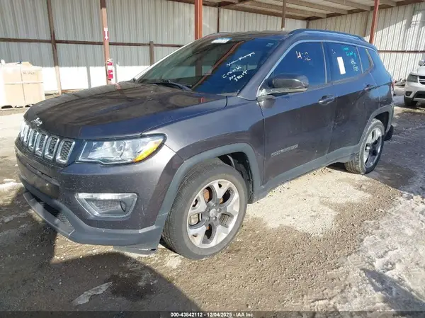 3C4NJCCB7LT140362 2020 JEEP COMPASS - Image 2