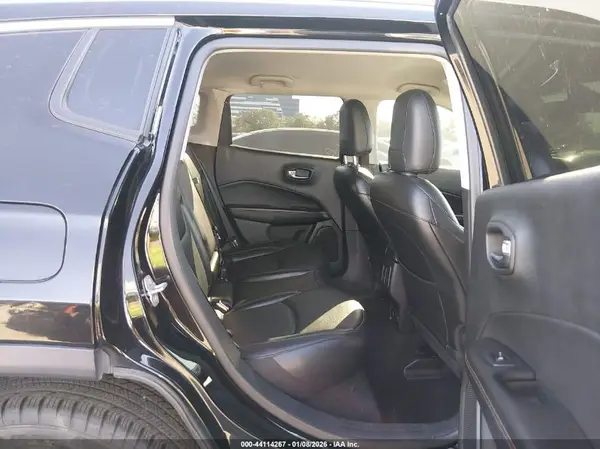 3C4NJCCB7LT211494 2020 JEEP COMPASS - Image 8
