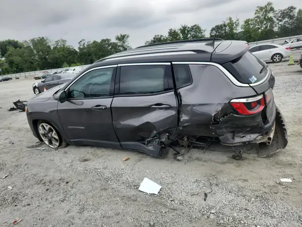 3C4NJCCB8JT205183 2018 JEEP COMPASS - Image 2