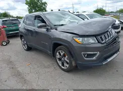 3C4NJCCB8JT240337 2018 JEEP COMPASS