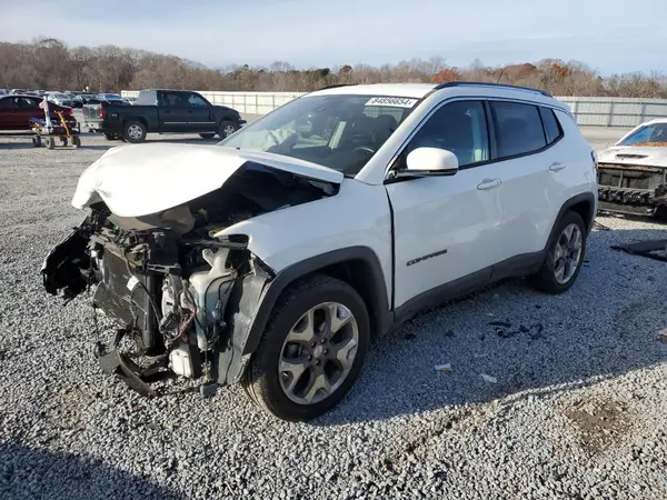 3C4NJCCB8JT406081 2018 JEEP COMPASS - Image 1