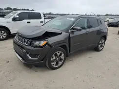 3C4NJCCB8KT615693 2019 JEEP COMPASS