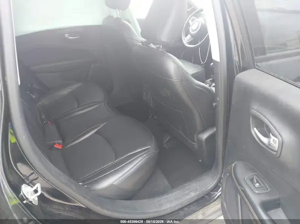 3C4NJCCB8KT667194 2019 JEEP COMPASS - Image 8