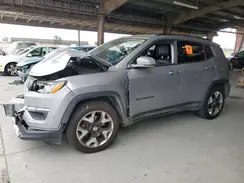 3C4NJCCB8KT675960 2019 JEEP COMPASS