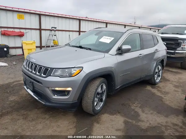 3C4NJCCB8KT782121 2019 JEEP COMPASS - Image 2
