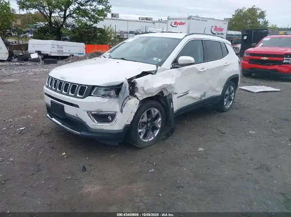 3C4NJCCB8KT802190 2019 JEEP COMPASS - Image 2