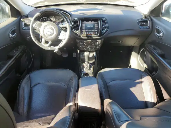 3C4NJCCB8LT152620 2020 JEEP COMPASS - Image 8