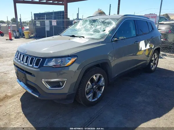 3C4NJCCB8LT154416 2020 JEEP COMPASS - Image 2