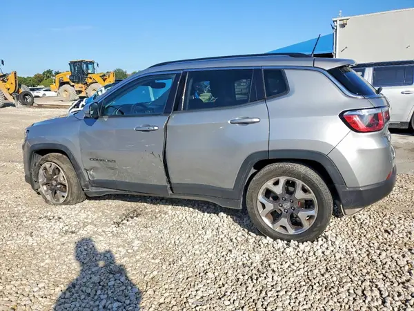 3C4NJCCB8LT158370 2020 JEEP COMPASS - Image 2