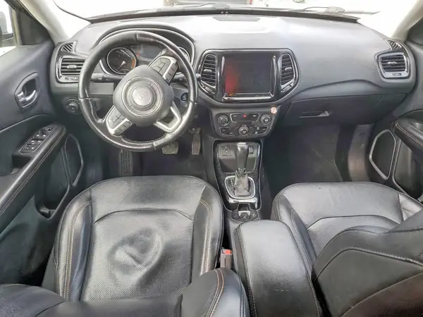 3C4NJCCB8LT158370 2020 JEEP COMPASS - Image 8