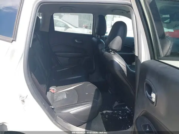 3C4NJCCB8MT526354 2021 JEEP COMPASS - Image 8
