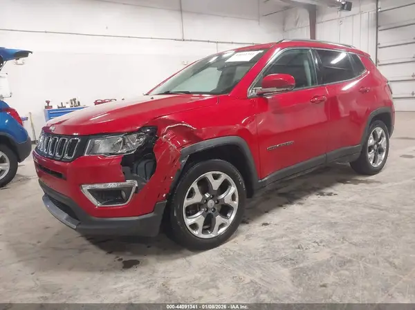 3C4NJCCB8MT526371 2021 JEEP COMPASS - Image 2