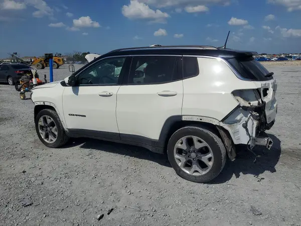 3C4NJCCB8MT587073 2021 JEEP COMPASS - Image 2