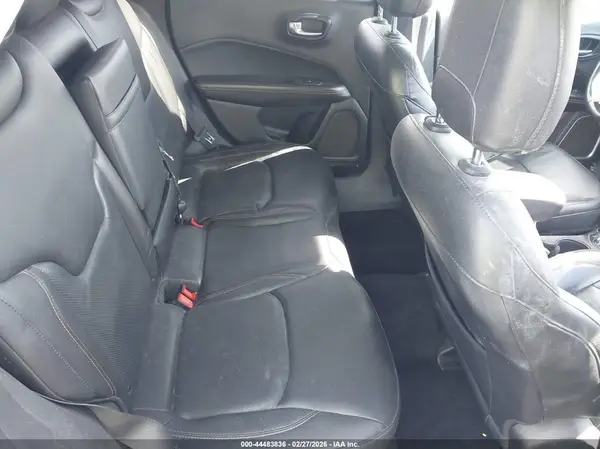 3C4NJCCB9JT122653 2018 JEEP COMPASS - Image 8