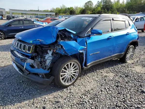 3C4NJCCB9JT194565 2018 JEEP COMPASS - Image 1