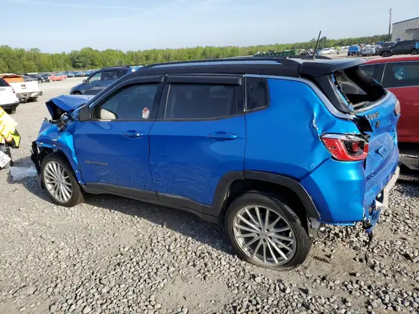 3C4NJCCB9JT194565 2018 JEEP COMPASS - Image 2