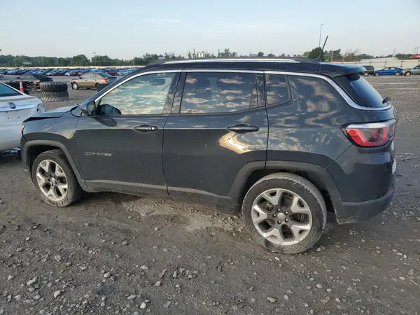 3C4NJCCB9JT286291 2018 JEEP COMPASS - Image 2