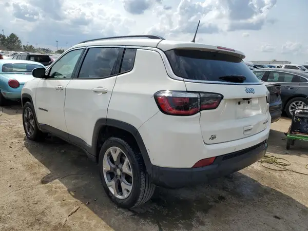 3C4NJCCB9JT358235 2018 JEEP COMPASS - Image 2