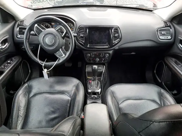 3C4NJCCB9JT406249 2018 JEEP COMPASS - Image 8