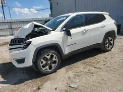 3C4NJCCB9JT406672 2018 JEEP COMPASS