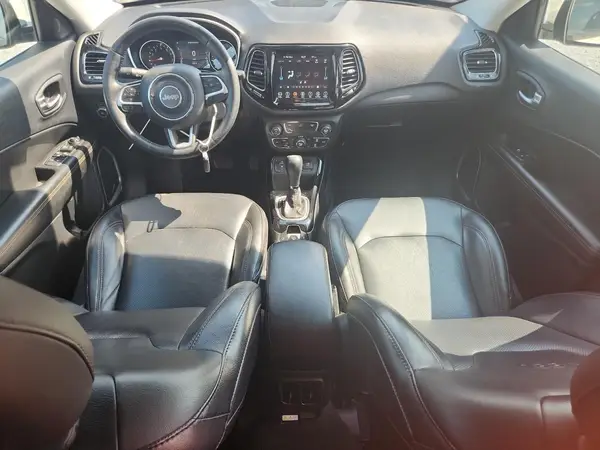 3C4NJCCB9JT411175 2018 JEEP COMPASS - Image 8