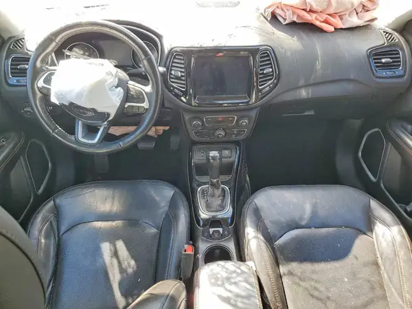 3C4NJCCB9KT667219 2019 JEEP COMPASS - Image 8