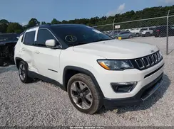3C4NJCCB9KT699099 2019 JEEP COMPASS
