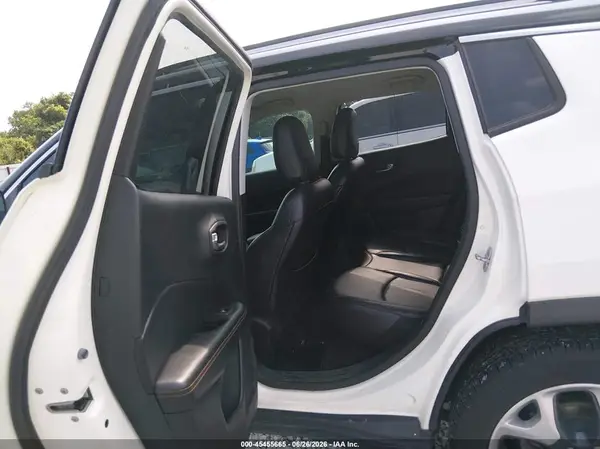 3C4NJCCB9KT699099 2019 JEEP COMPASS - Image 8