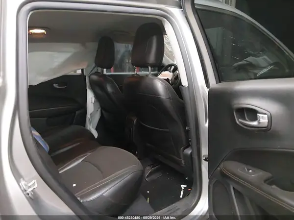 3C4NJCCB9KT772620 2019 JEEP COMPASS - Image 8